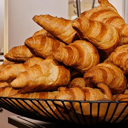 Ξενοδοχείο Radisson Blu Oluempia 4*