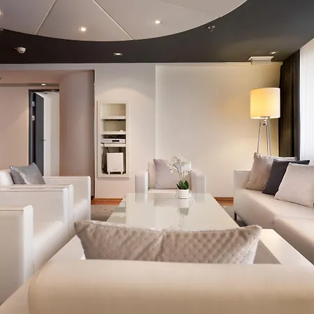 Отель Radisson Blu Oluempia 4*