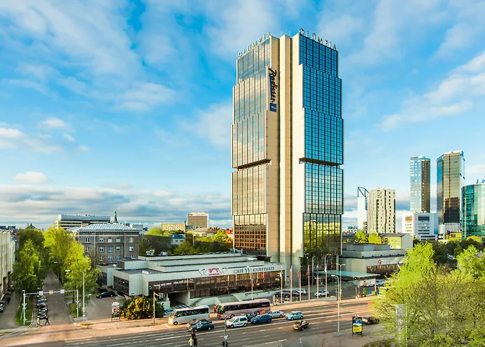 Готель Radisson Blu Oluempia 4*