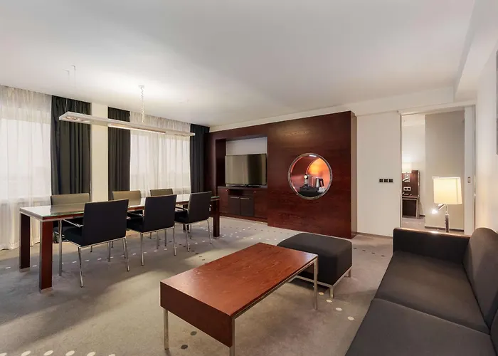 Radisson Blu Oluempia Готель