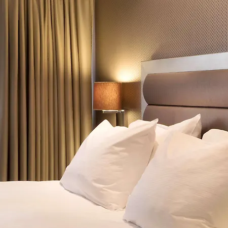 Radisson Blu Oluempia 4*